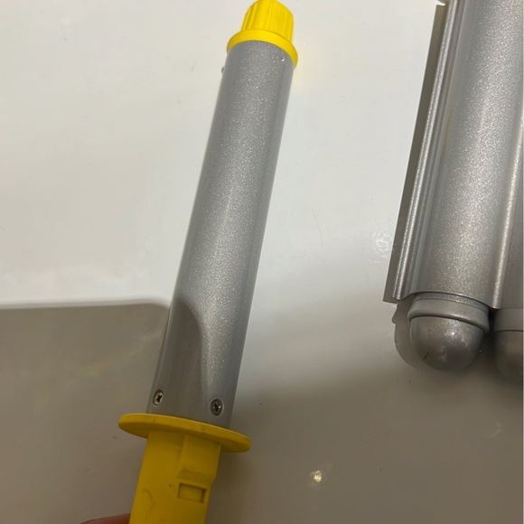 Sold - Picture 3 of 4